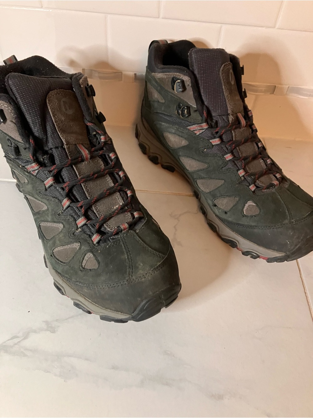 Merrell Men's Hiking Boots with Gray and Red Accents. Lace up. EUC!